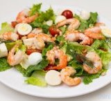 Легкие салаты рецепты с фото простые и вкусные недорогие. Режем капусту Мелко шинкуем капусту.