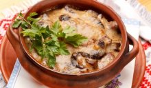 pelmeni_so_smetanoi_i_gribami
